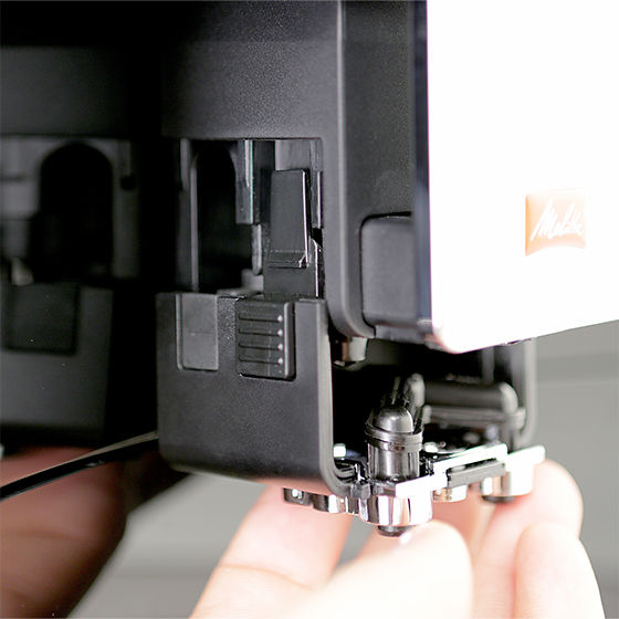 Melitta® Kaffeevollautomat Melitta Barista T Smart Schwarz F830 102 6761412 70 – Open coffee machine with hand Melitta® Kaffeevollautomat Melitta Barista T Smart Schwarz F830 102 6761412 70 – Open coffee machine with hand